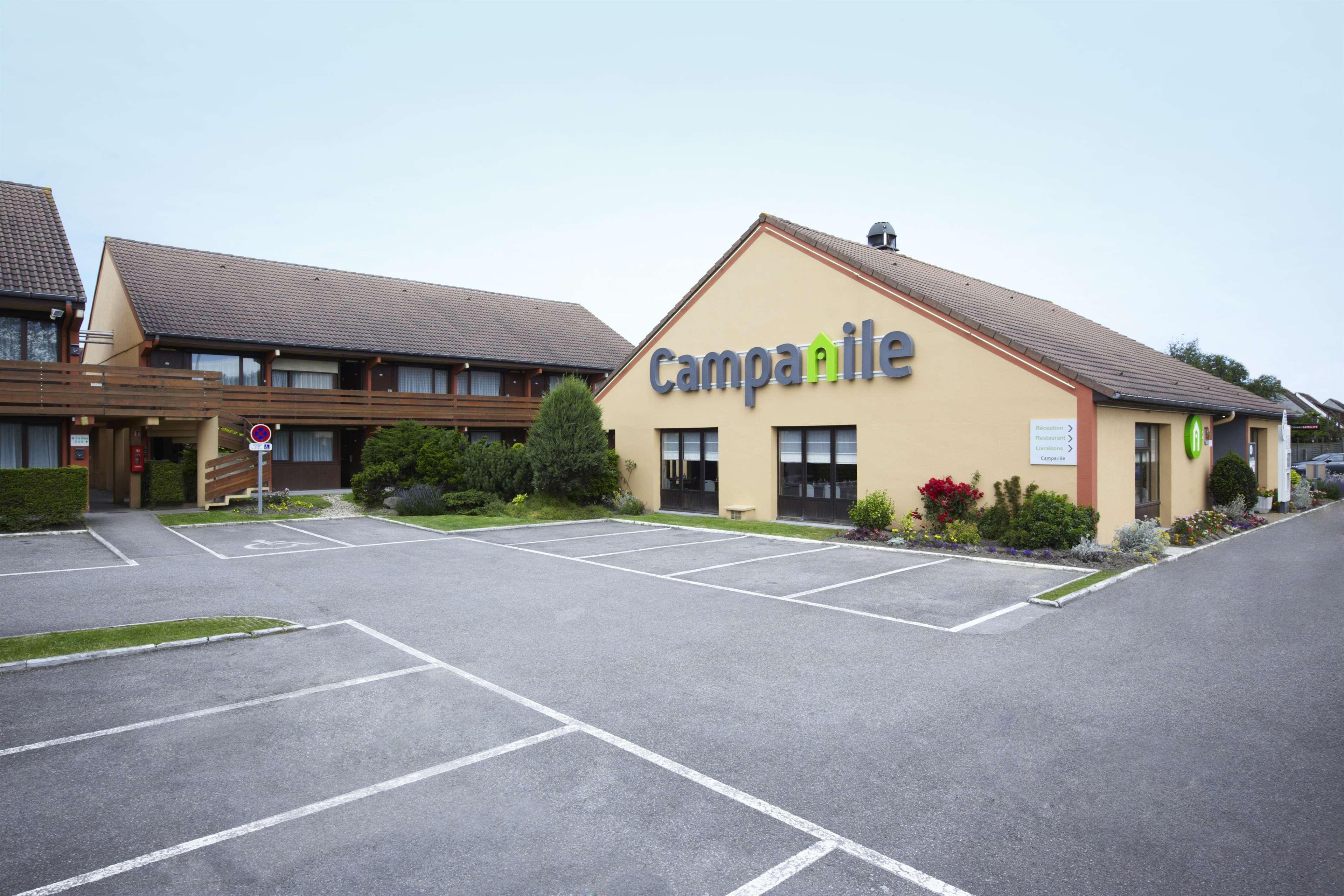 Campanile Calais Hotel Exterior photo